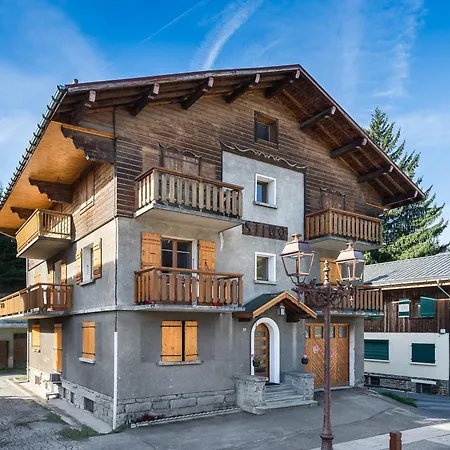 Confort 2 Pieces Avec Balcons, A 300m Du Centre De Et Telecabine - Fr-1-453-92 Apartamento
