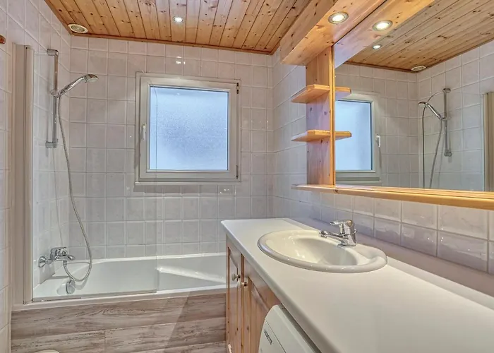 Confortable A - Centre, 50m², 4 Personnes, 3 Balcons, Tv Et Wifi - Fr-1-453-92 Apartamento *